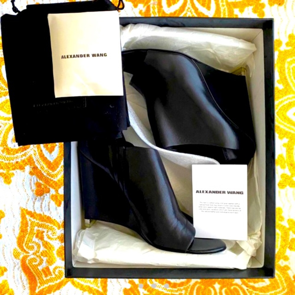 Alexander Wang wedges size 8